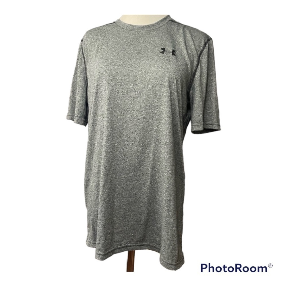 UNDER Armor Heatgear mens small loose tee shirt